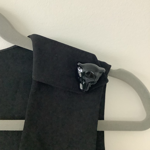 Emporio Armani women’s sleeveless black top v neck size s-m - Picture 4 of 8